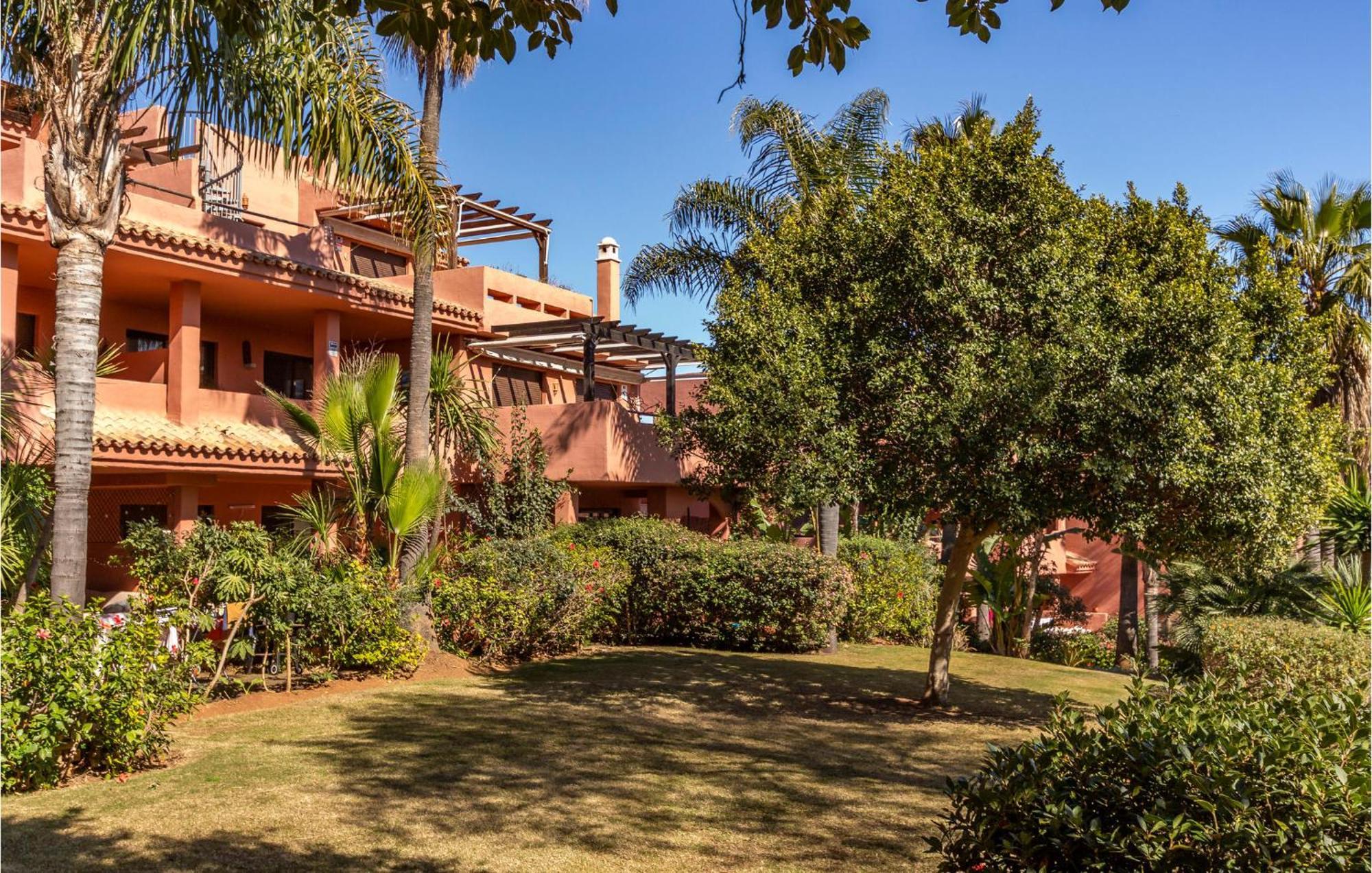2 Bedroom Stunning In Casares